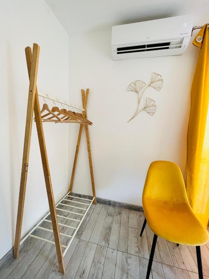 Un Coin Tropical En Provence ! Hotel LʼIsle-sur-la-Sorgue Екстериор снимка